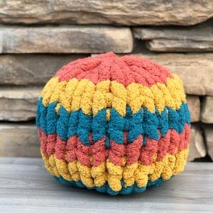 Puff Pillow🧡💙💛